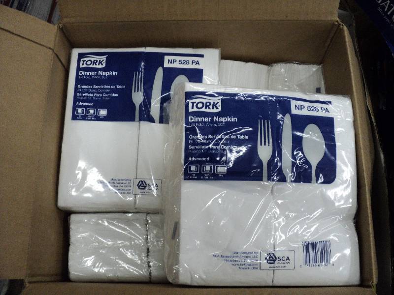 700 dinner napkins...