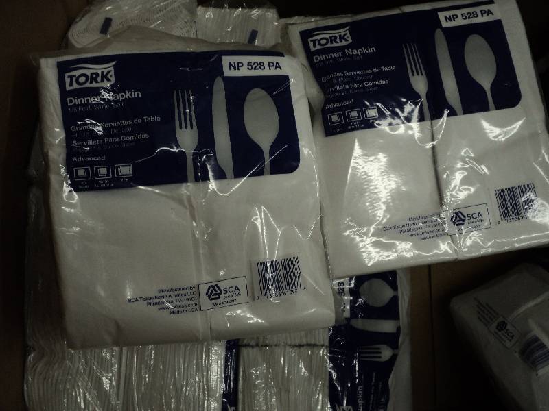 1100 dinner napkins...