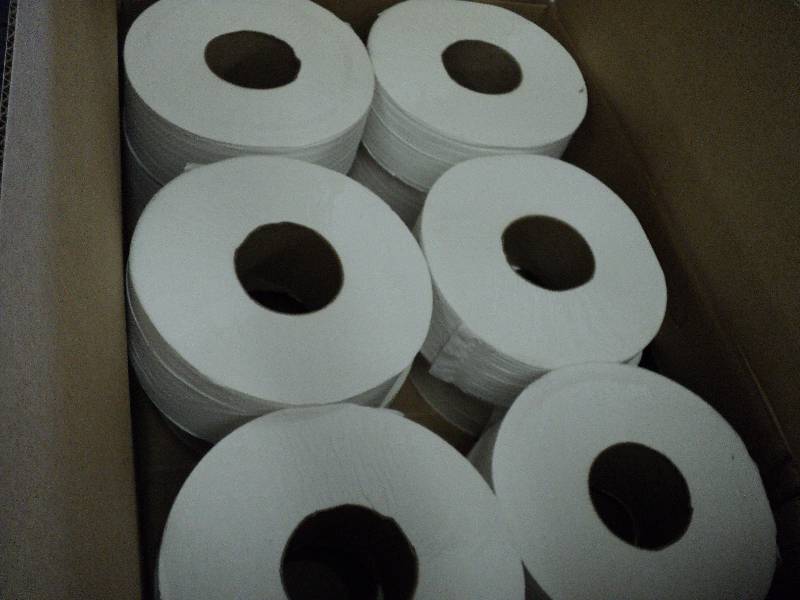 gen JRT 12 2ply rolls of jumbo toil...