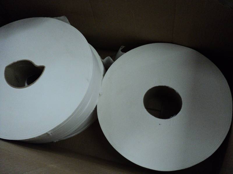Scott 12 jumbo rolls of toilet pape...