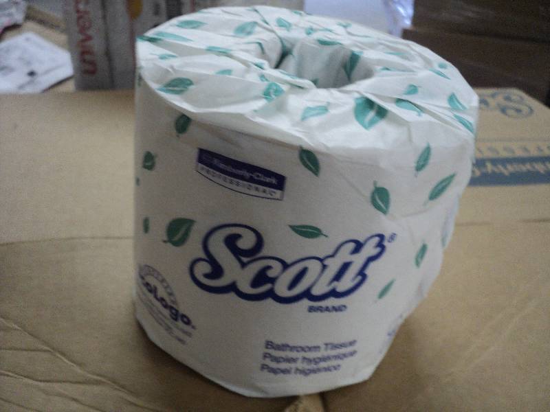 Scott toilet paper, 80 rolls...