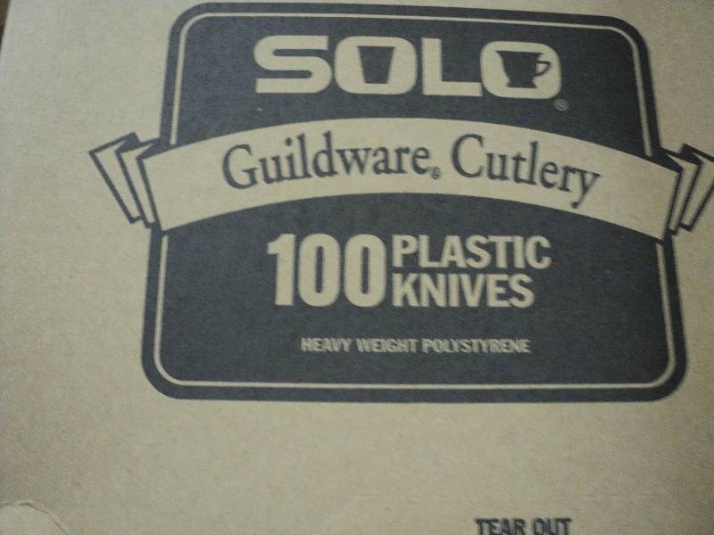 solo plastic knives, 1000 in box...
