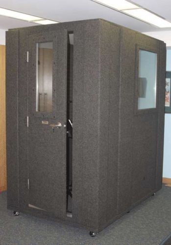PROFESSIONAL SOUND BOOTH WITH CONTROL BOARD, COMPUTERS AND SOFTWARE