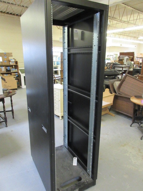 AMCO RACK MOUNT ENCLOSURE