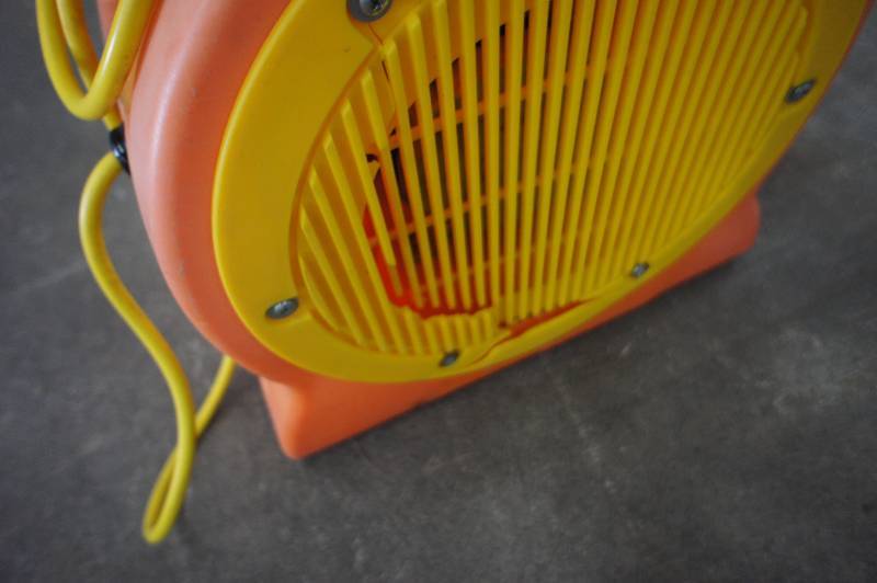 ELECTRIC 1.0 HP BLOWER - TESTED WORKS