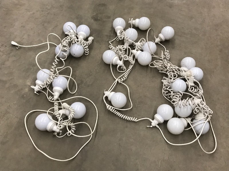 (2) Lengths Of White Party Light St...