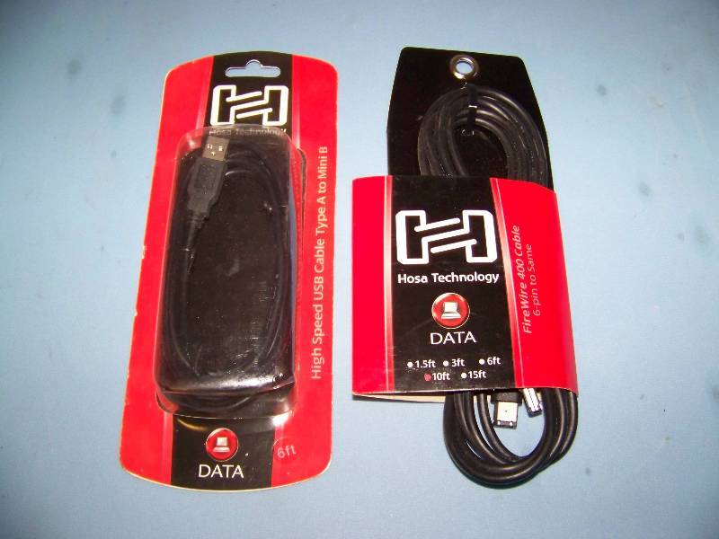 lot 33 image: Hosa Technology, High Speed USB and Data Cables - NEW in packaging
