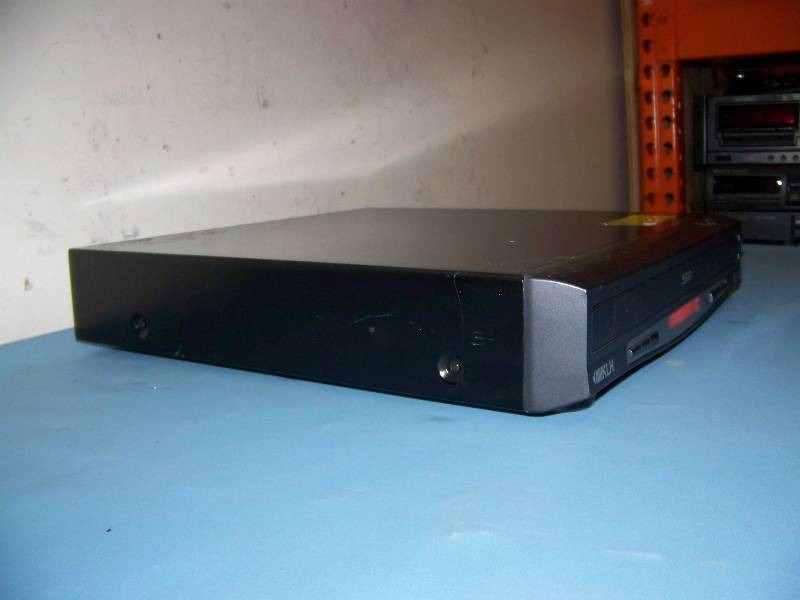 lot 37 image: KLH, 5 Disc, CD Player