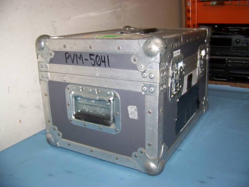 lot 48 image: Jan-Al, Hard-Sided, Padded Inside, Equipment  Travel Case