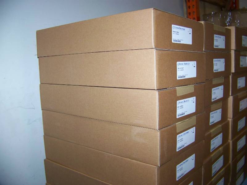 lot 62 image: (24) Extron Electronics, Universal 1U Rack Shelves in Original Boxes