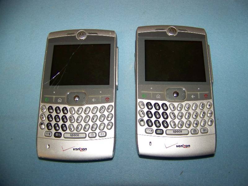 lot 99 image: Miscellaneous Cell Phones