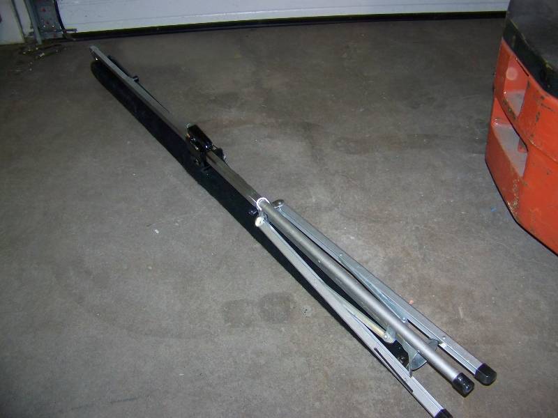 lot 100 image: Tripod, Portable, Movie  Projection Screen