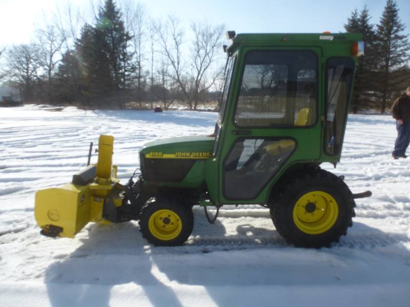 John Deere 4100 Compact Tractor