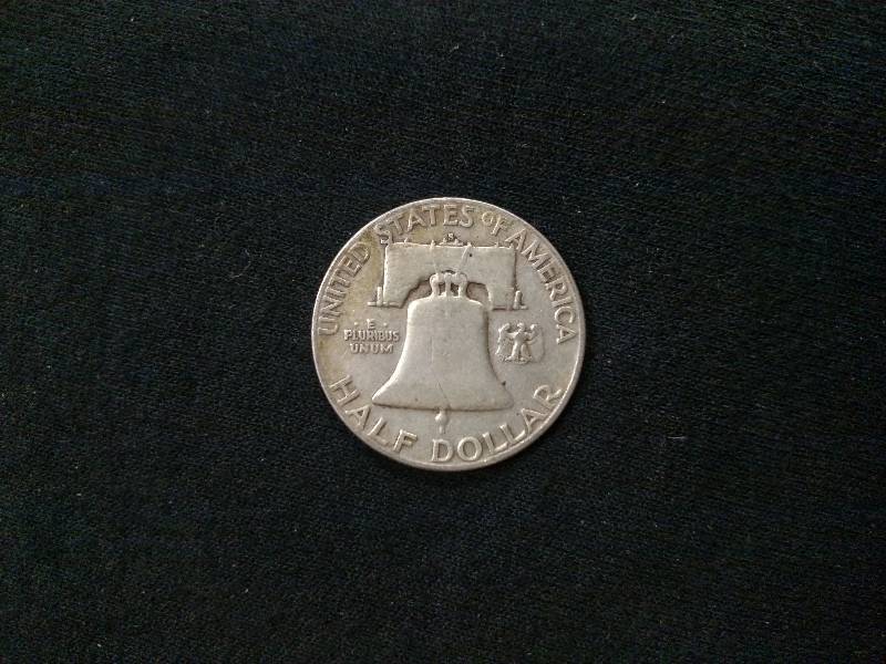 lot 137 image: 1952 S Franklin Silver Half Dollar...