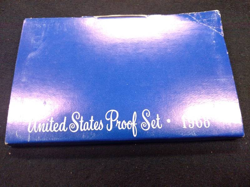 lot 175 image: 1968 U.S. Proof Coin Set...