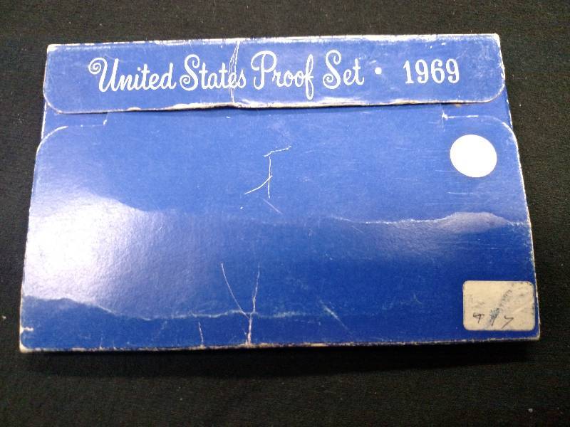 lot 176 image: 1969 U.S. Proof Coin Set...
