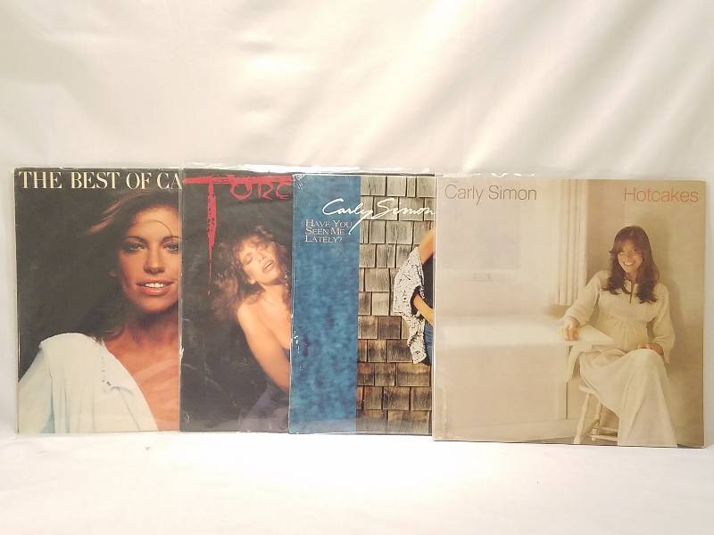 lot 117 image: CARLY SIMON VINYL RECORDS