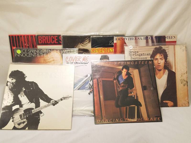 lot 118 image: BRUCE SPRINGSTEEN VINYL RECORDS
