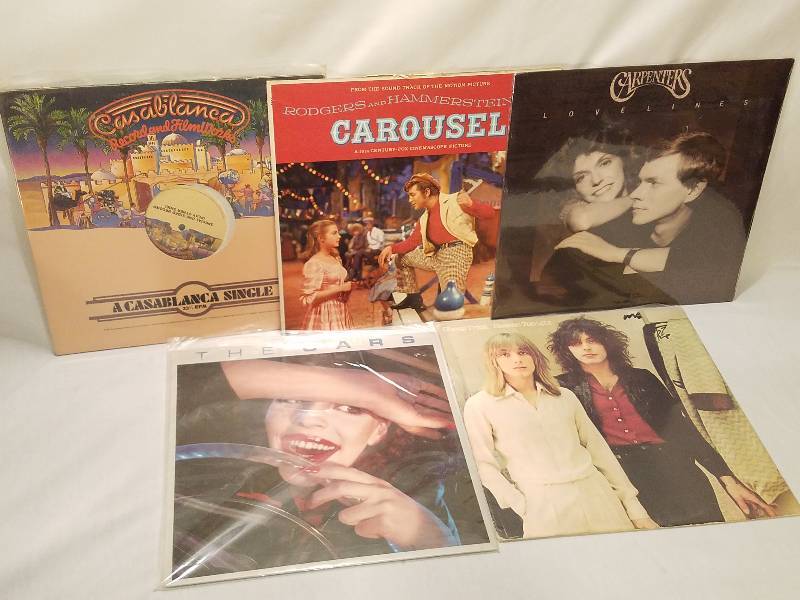 lot 119 image: VARIOUS ARTISTS VINYL RECORDS