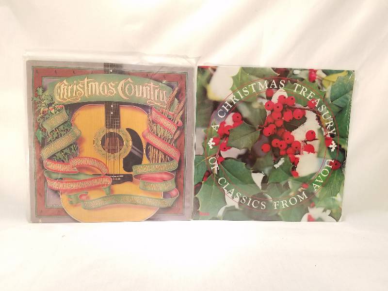 lot 125 image: CHRISTMAS ALBUMS