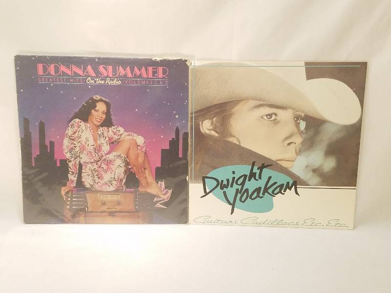 lot 133 image: VARIOUS ARTISTS VINYL RECORDS
