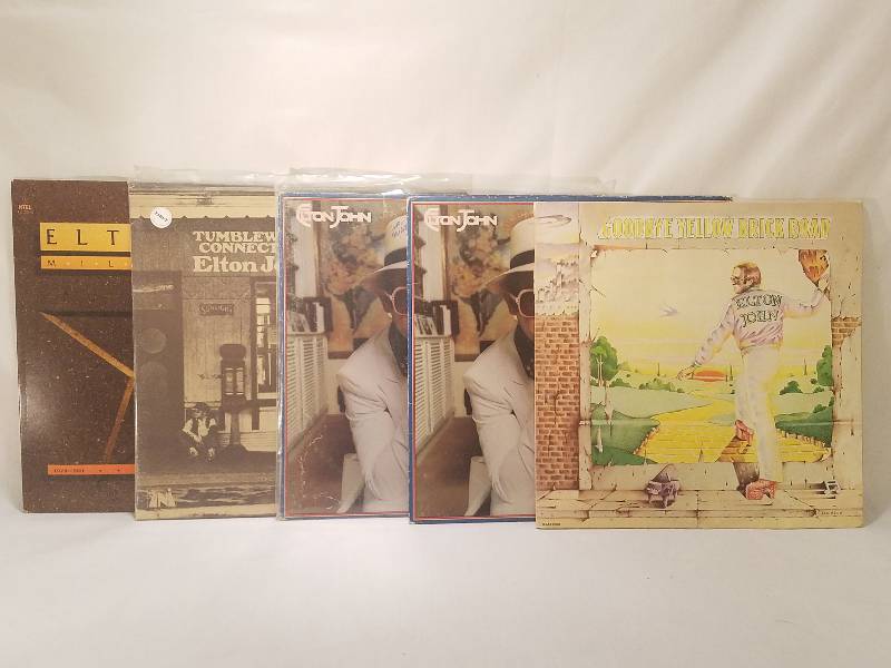lot 136 image: ELTON JOHN VINYL RECORDS