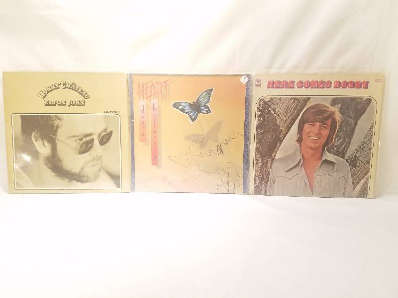 lot 139 image: VARIOUS ARTISTS VINYL RECORDS
