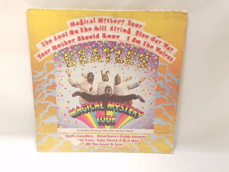 lot 149 image: THE BEATLES VINYL RECORD