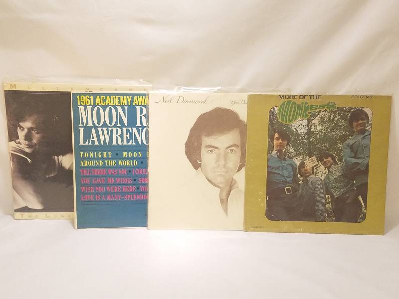 lot 153 image: VARIOUS ARTISTS VINYL RECORDS
