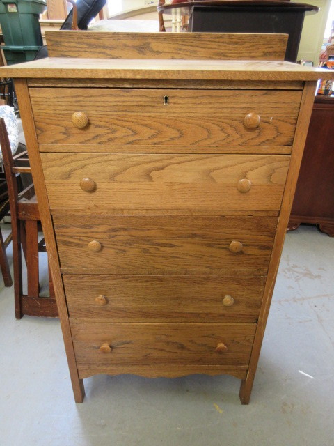 VINTAGE  OAK DRESSER
