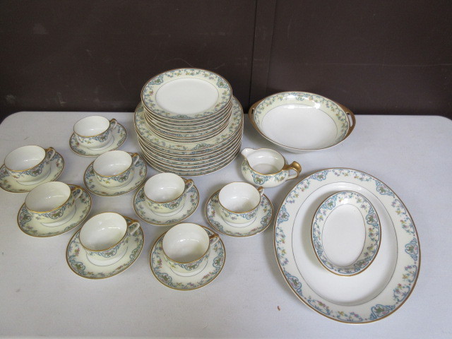 HAVILAND LIMOGES FINE CHINA DINNERWARE