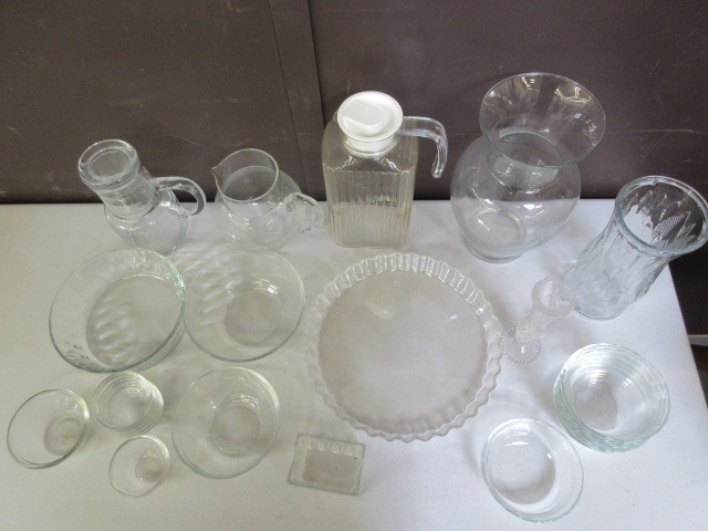 CLEAR GLASSWARE