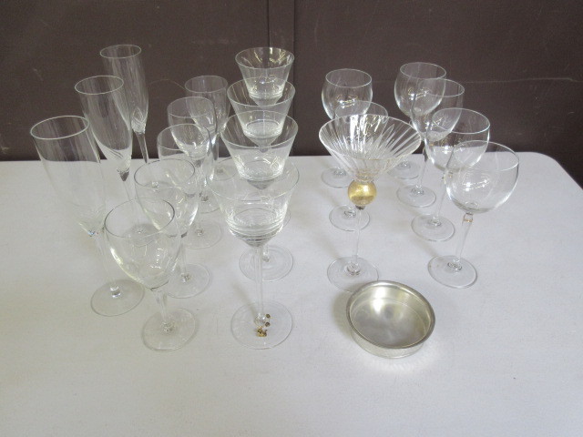 ASSORTED VERY NICE STEMWARE