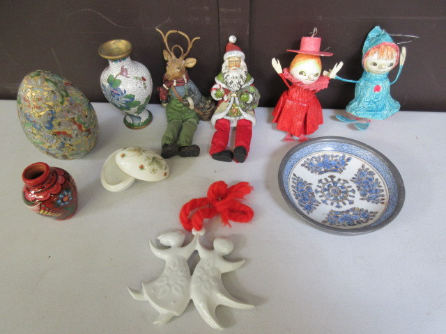 ENAMELWARE, ROYAL DOULTON AND ORNAMENTS