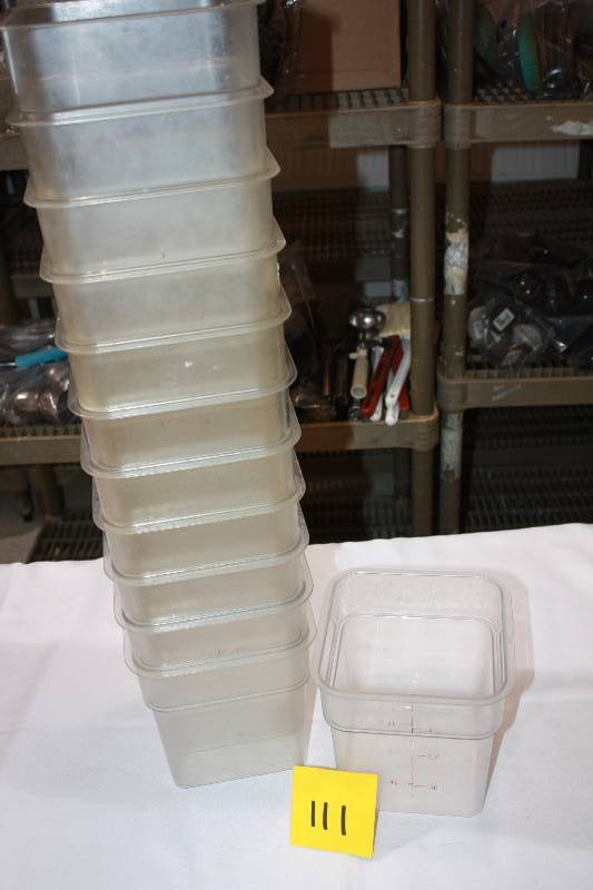 4 Quart plastic Containers