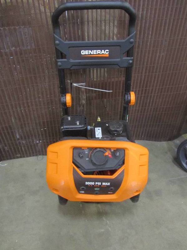 lot 81 image: Generac 3000 PSI 2.5 GPM Gas Variable Pressure Washer