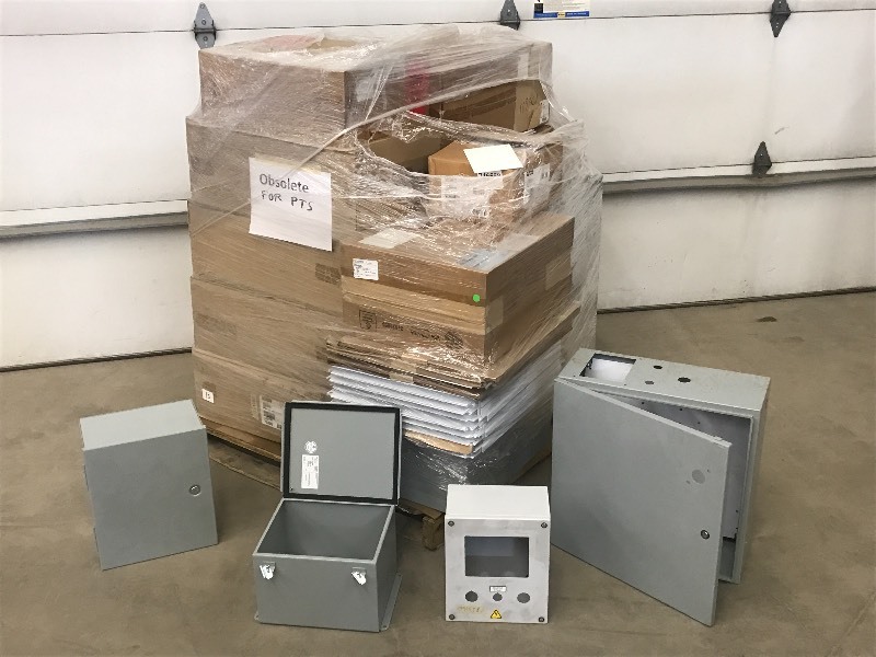 lot 13 image: Pallet Lot Of Assorted Electrical E...