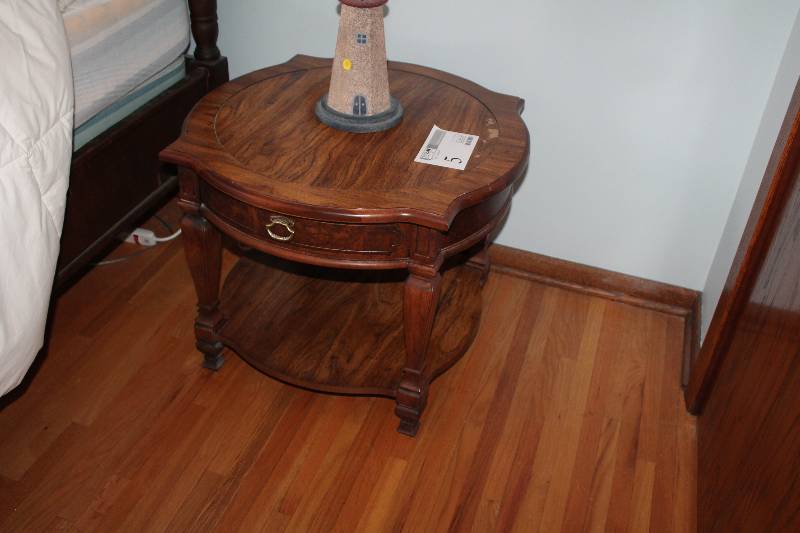 1-Drawer Wood Lamp Table