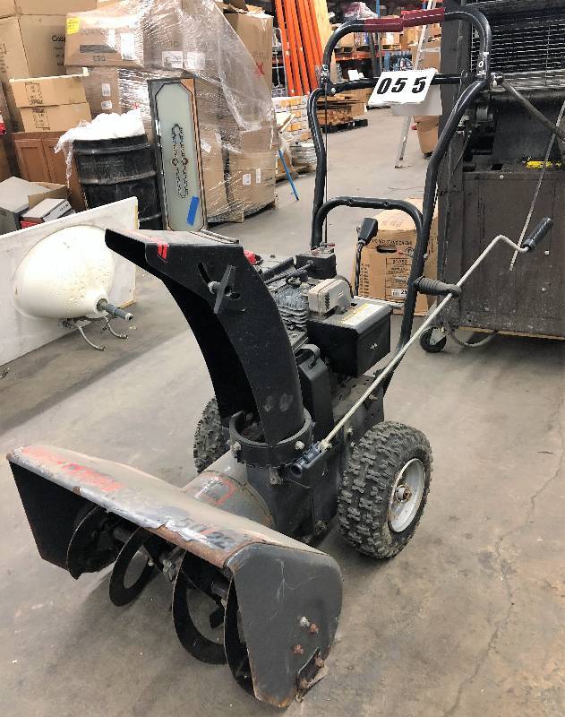 lot 55 image: Craftsman Snow Blower