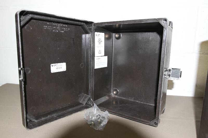 New  Two (2) L-Com 10x8x5 Inch UL Listed Weatherproof Industrial NEMA 4X Enclosure