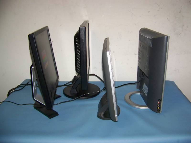 (4) Flat Screen Monitors  TVs (Televisions)