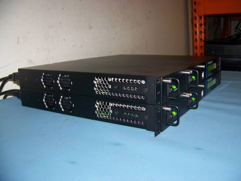 (2) thinklogical, Quad Module Rack Mount Chassis
