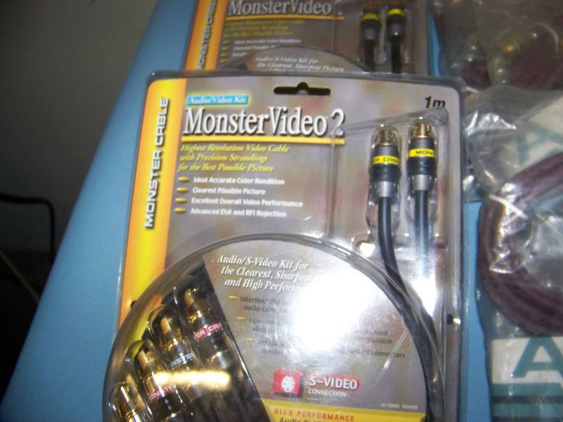 (LARGE LOT) S-Video, DVI and Component Audio  Video Cables - NEW in Packaging