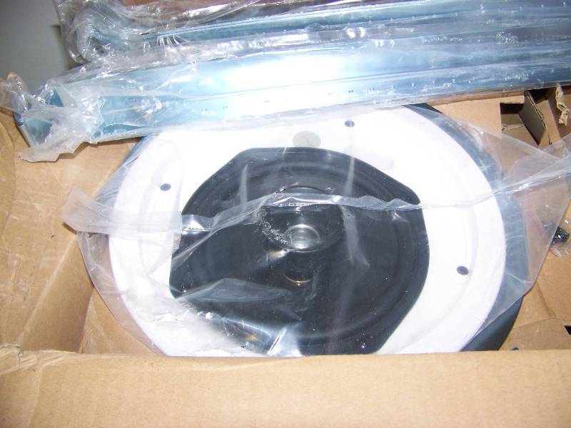 (2) JBL, Control Contractor Series, In-Ceiling Speakers  Loudspeakers with Ceiling Tile Brackets