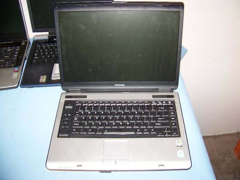 (4) Various Laptop Computers  PCs