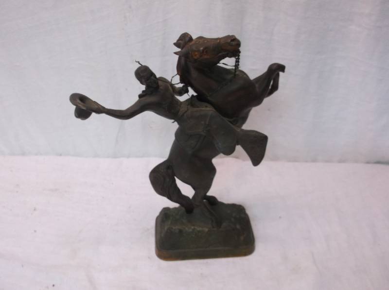 Statue
