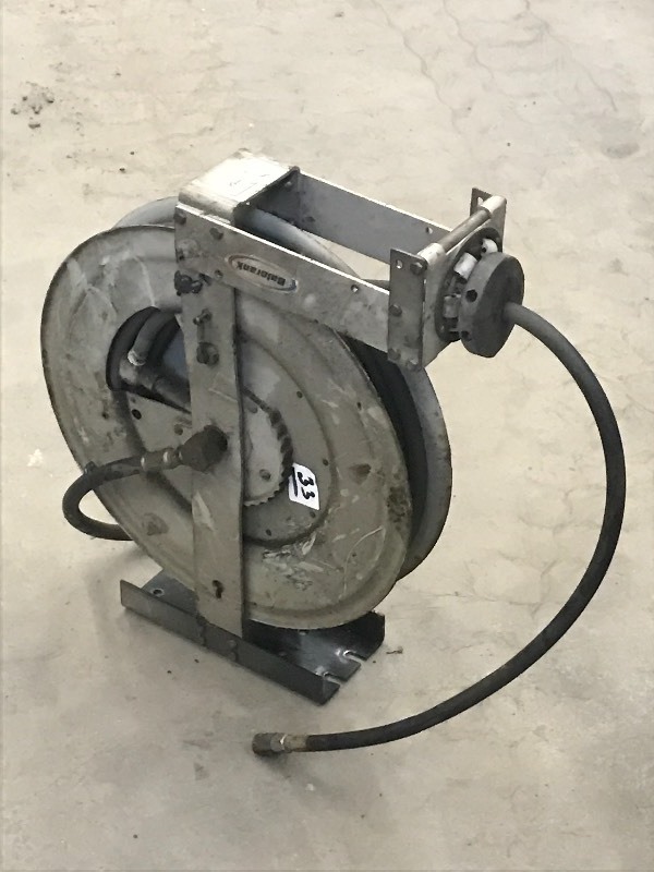 Commercial Wall-Mount Hose Reel Wit...