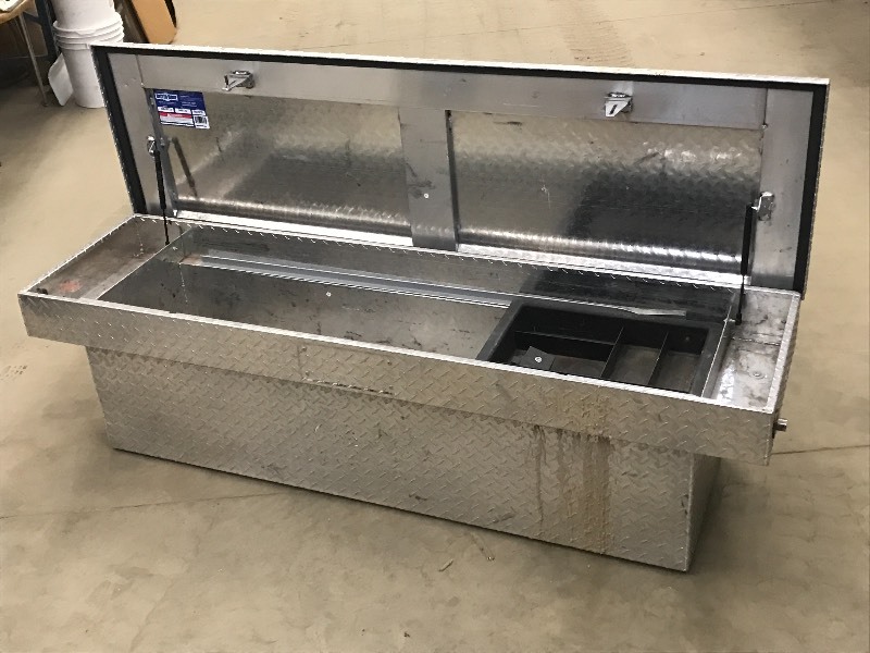 Full-Sized Diamond Plate Aluminum T...