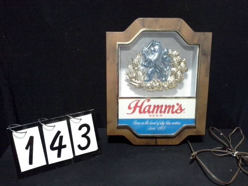 lot 143 image: Hamms Beer lighted sign