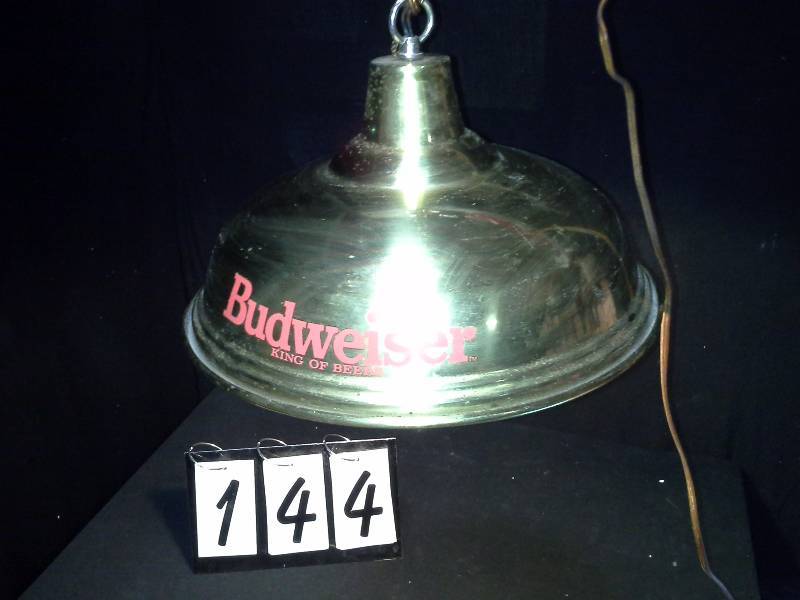lot 144 image: Budweiser Beer hanging lamp